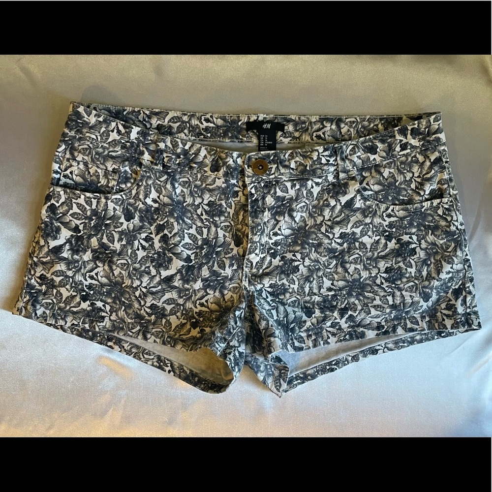 H&M Shorts 14